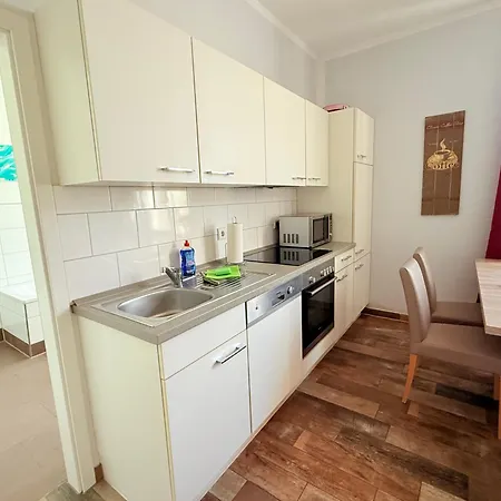 Bernstein Apartment *