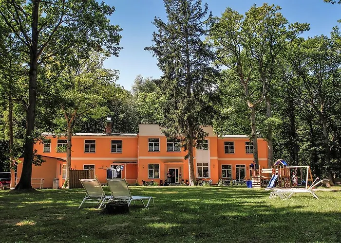 Bernstein Apartment *