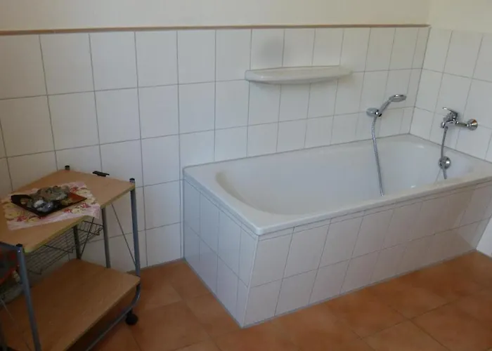 Bernstein Apartment *